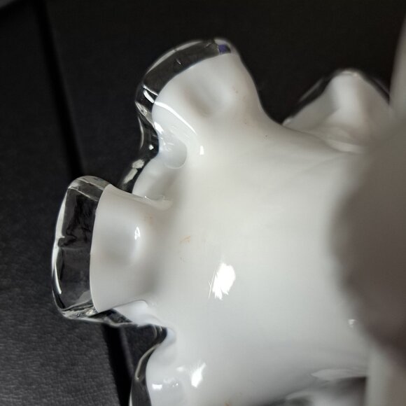 Fenton Silvercrest White Milk Glass Ruffled Melon Vase Elegant Home Decor - Picture 13 of 15